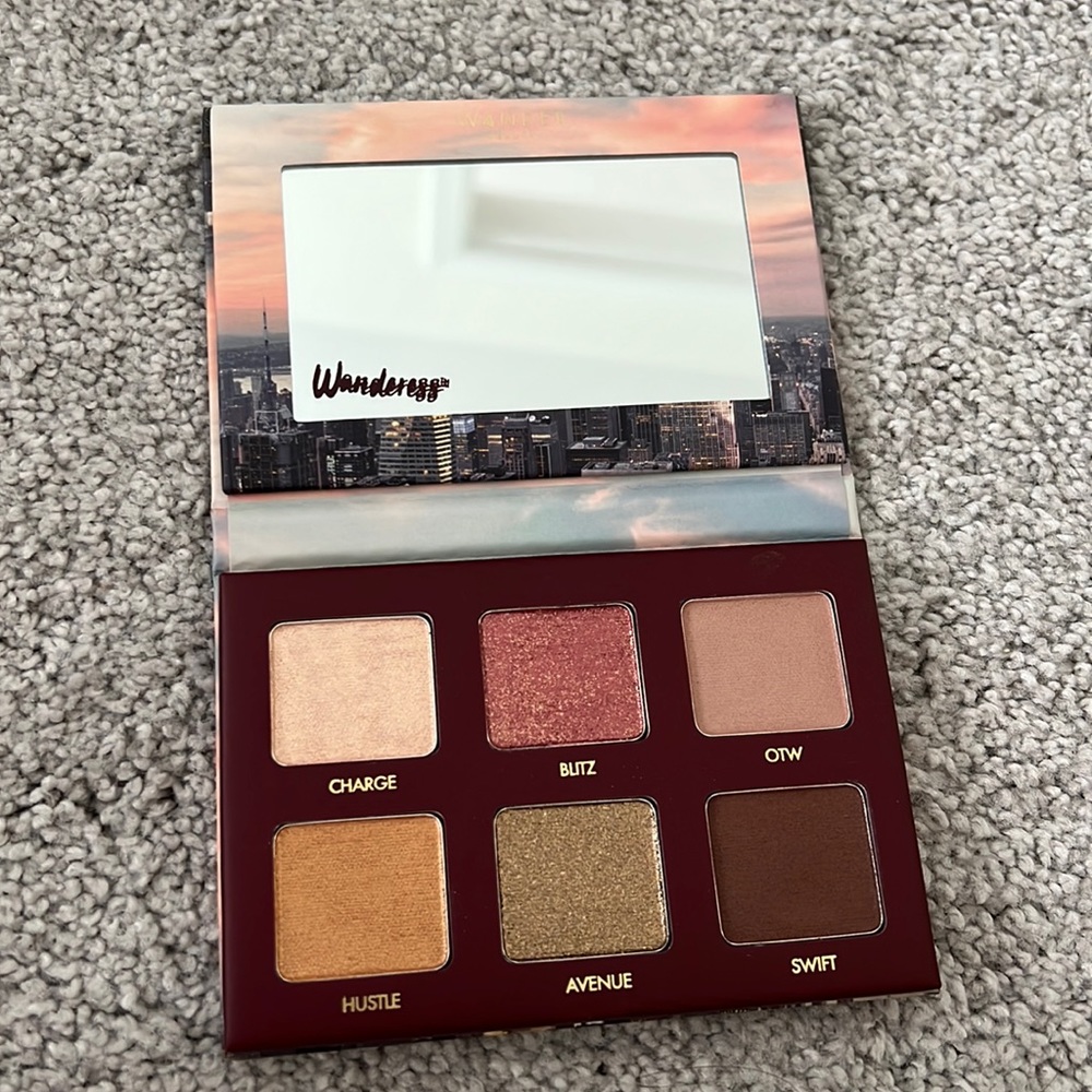 NEW- Wander Beauty Wanderess Rush Eyeshadow Palette